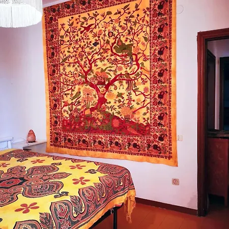 Spacious With Terrace In + 75 M² + Parking 아파트 *